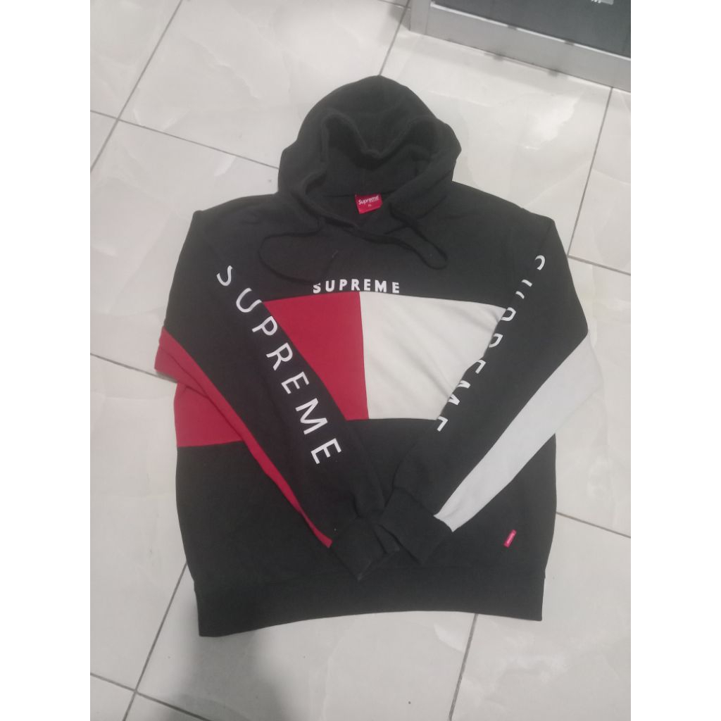 Hoodie Mark Supreme