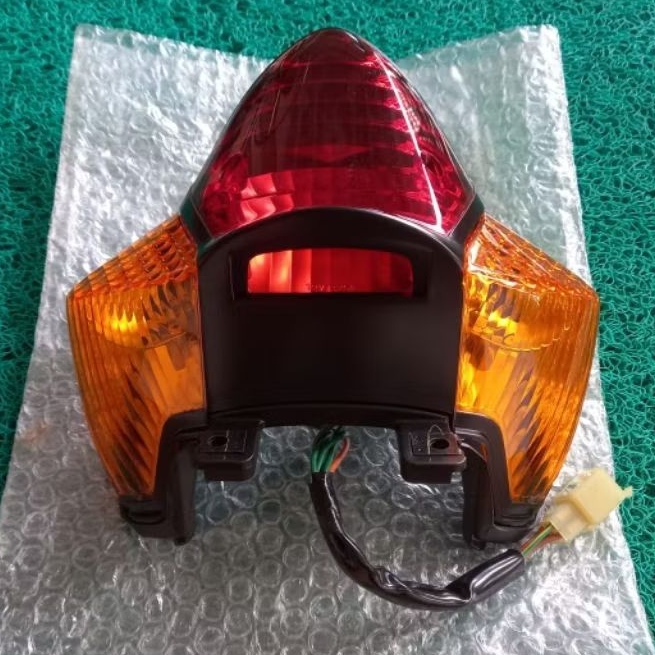 lampu belakang stop lamp ori honda sonic125 old thailand