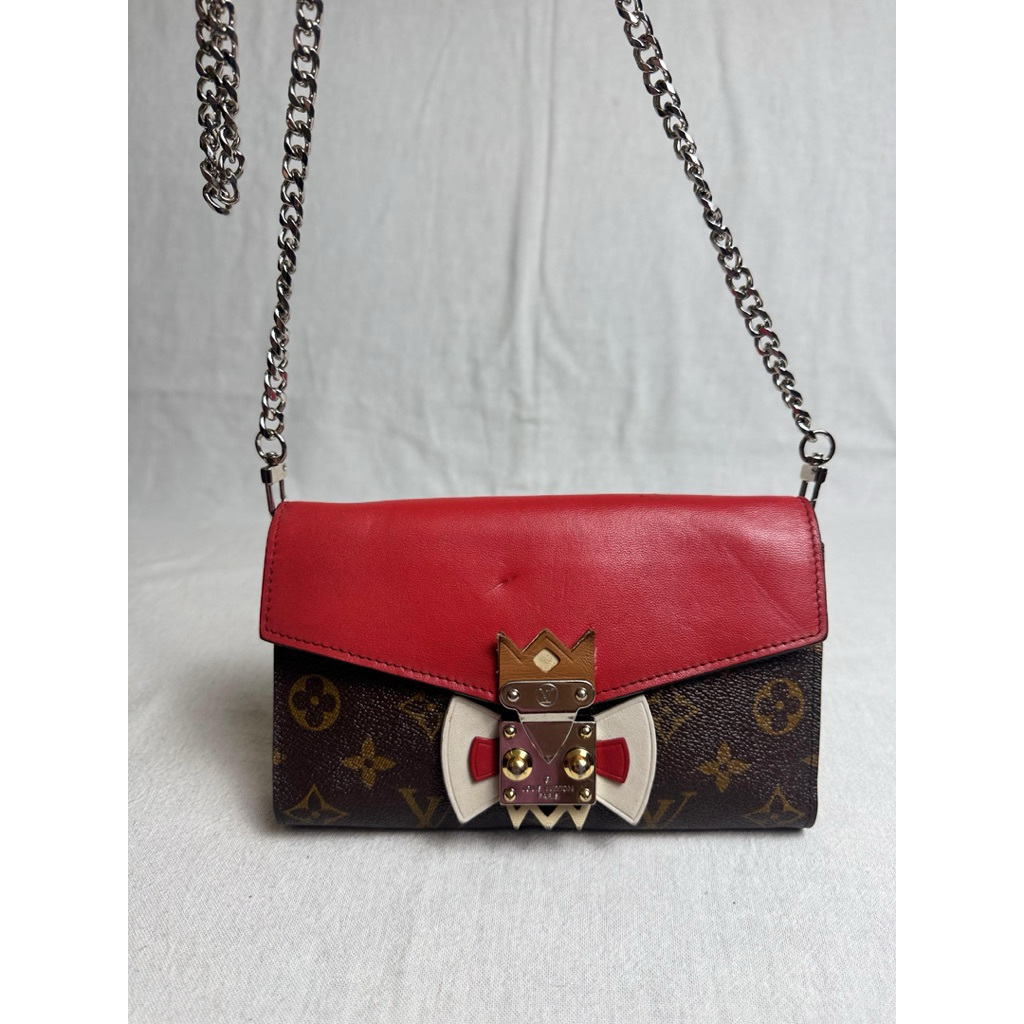 TAS LV SLING BAG ROUGE PRELOVED BAG BRANDED