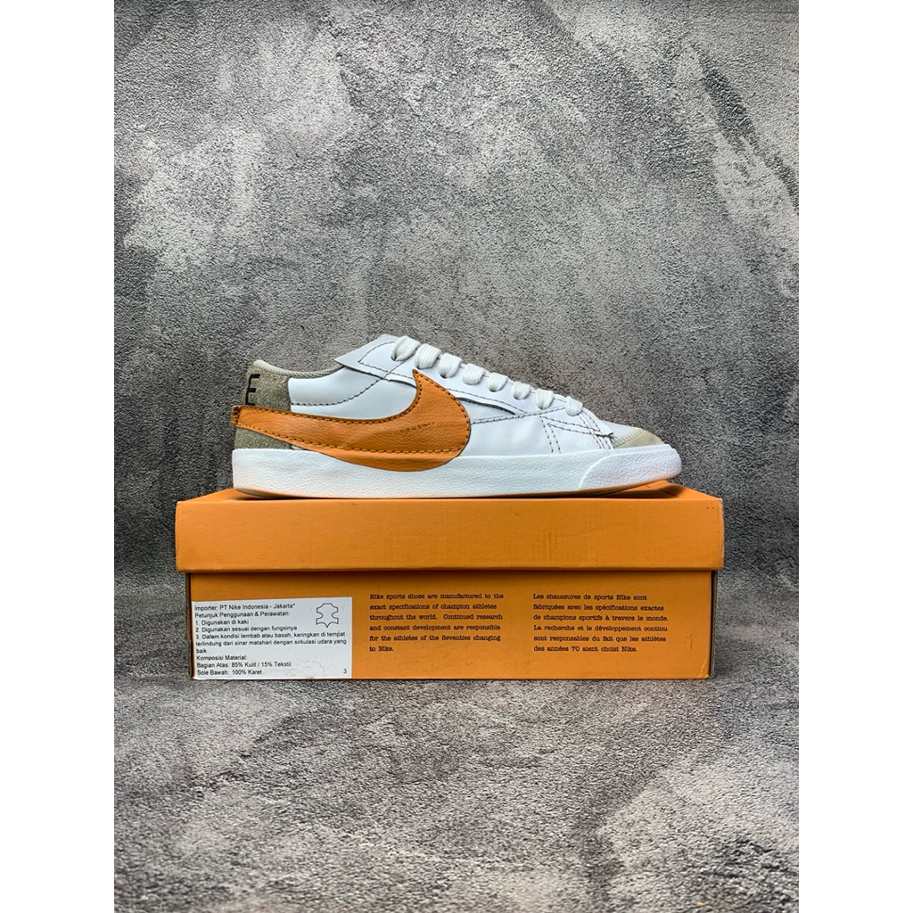 Sepatu Second Original Box  Nike Blazer Low 77 Jumbo Orange  Size 45