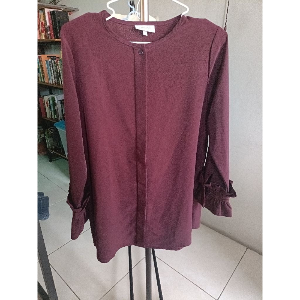 blouse Ria Miranda* essentials preloved