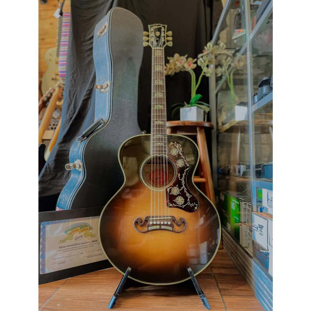 GIBSON J-200 75TH ANNIVERSARY USED/GIBSON J-200 75TH ANNIVERSARY USED