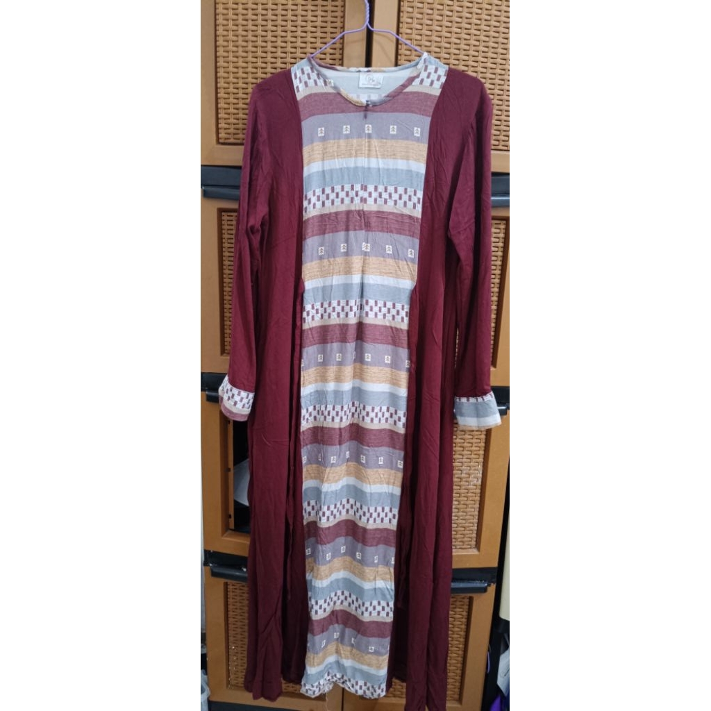 Preloved Kamila dress by DYN || Rayon