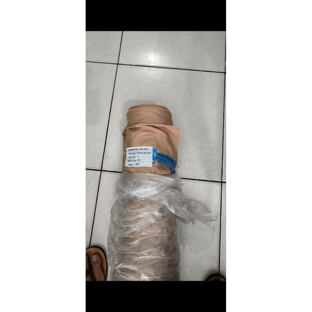 kain polosan per roll