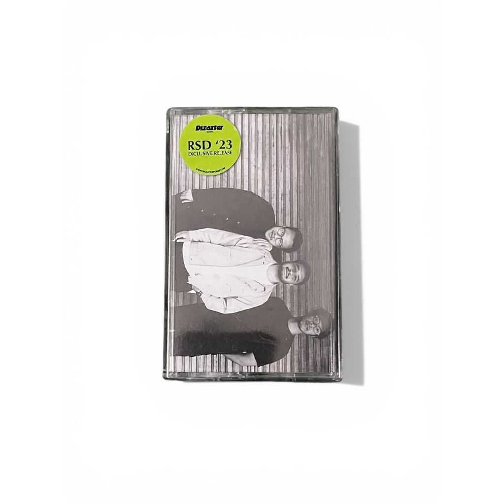 Kaset Perunggu - Pendar