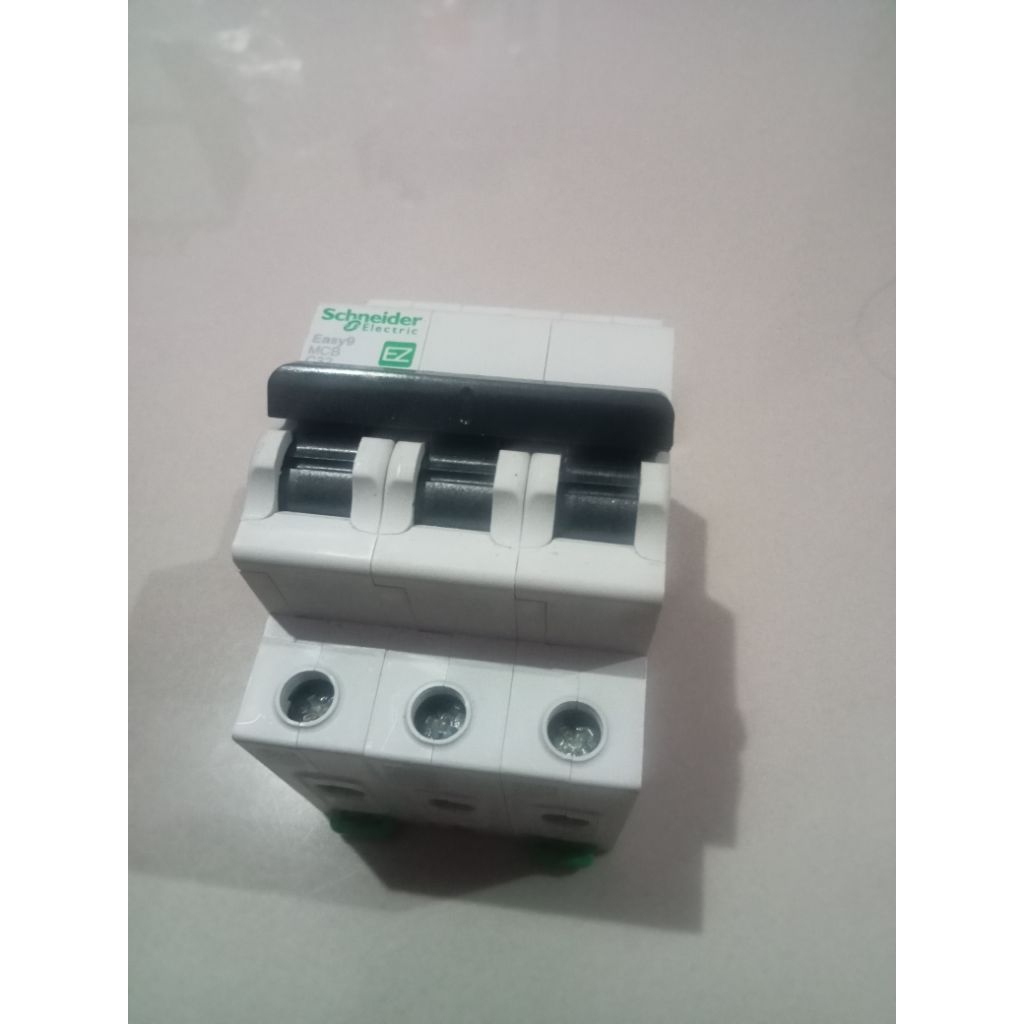 Mcb 3phase C32 A
