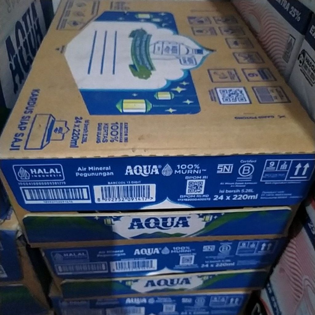 Aqua air mineral cube I botol mini 220ml