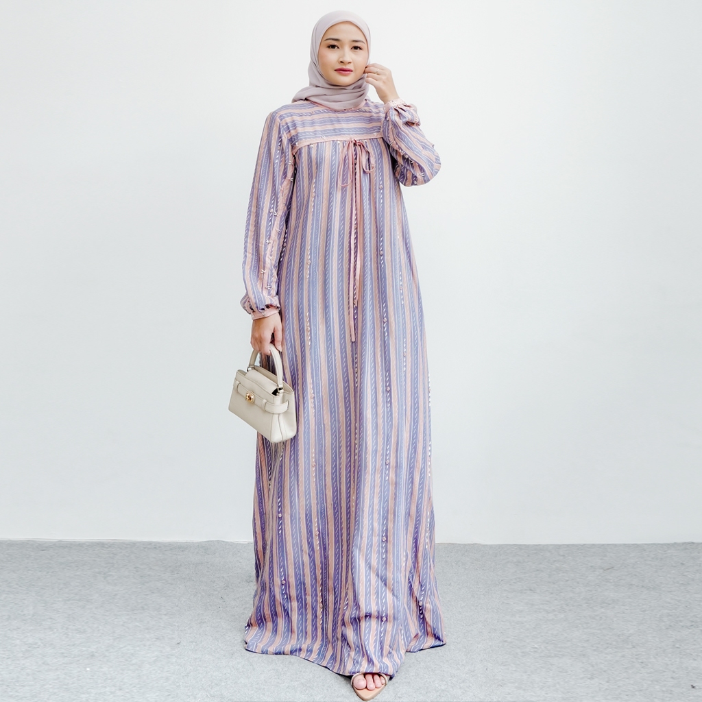 Qonita Batik | Gaun Tanira | Dress Batik | Gaun Mewah