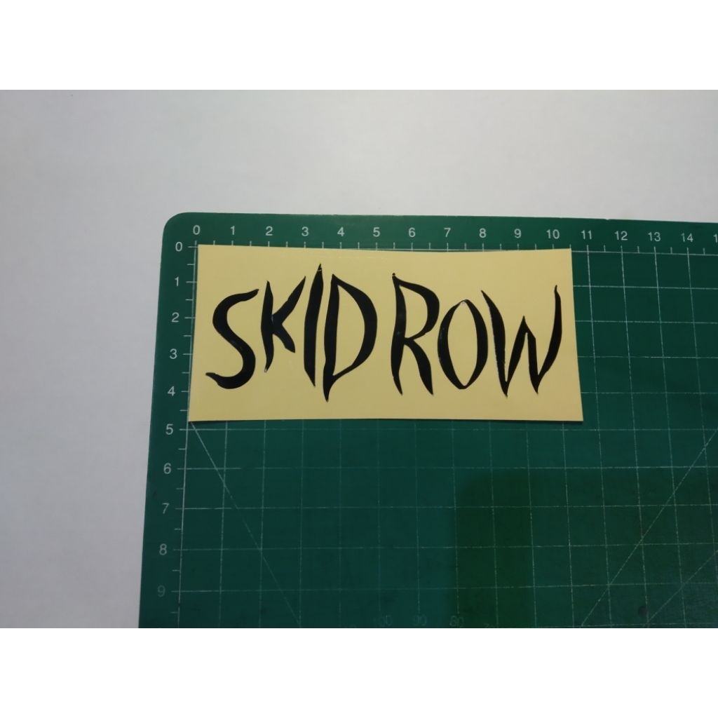 stiker cutting skid row