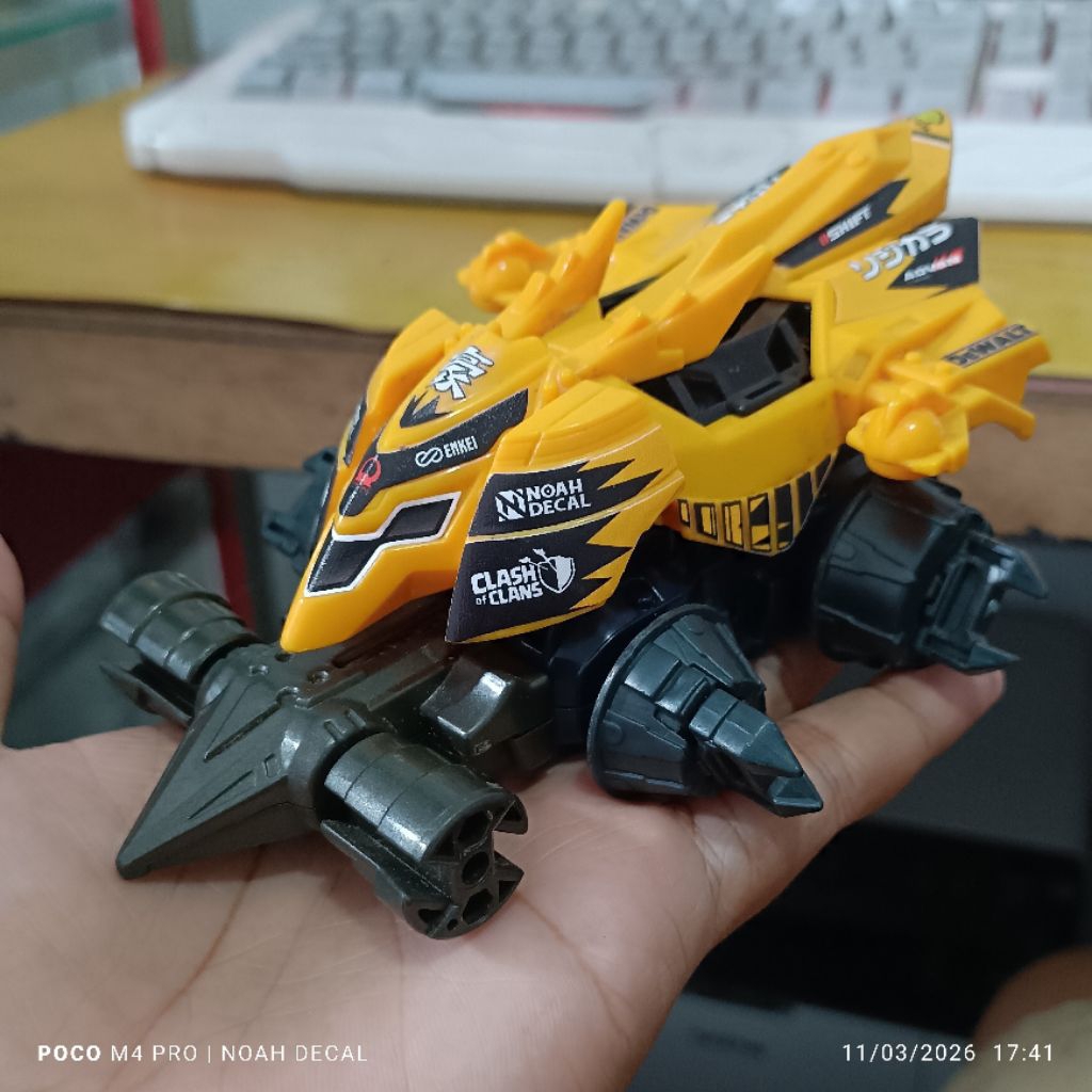 crush Gear Gaiki Bandai