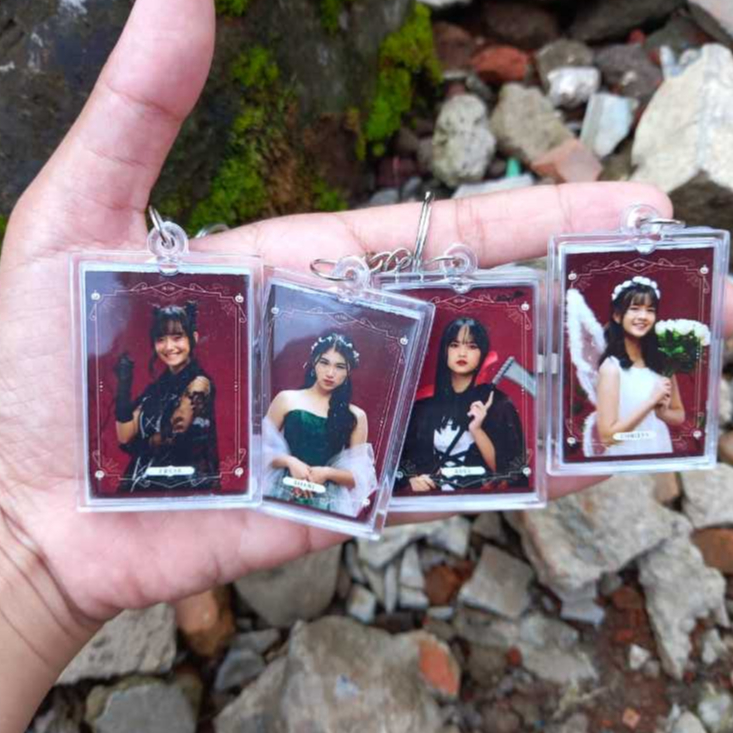 GANTUNGAN KUNCI JKT48 HALLOWEEN / GANCI AKRILIK KOTAK MURAH CUSTOM KARAKTER FOTO