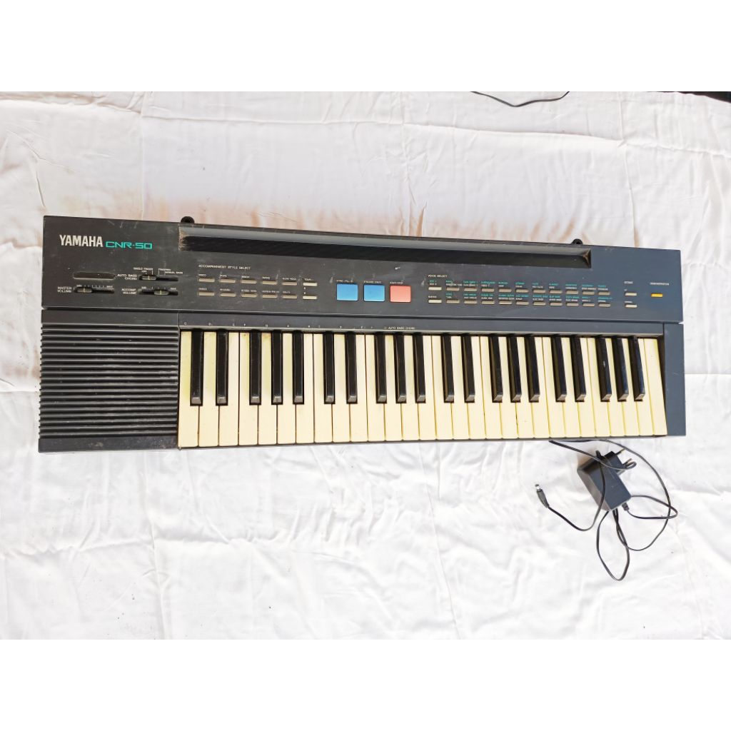 alat musik piano keyboard yamaha CNR50 normal bekas pemakaian rumah
