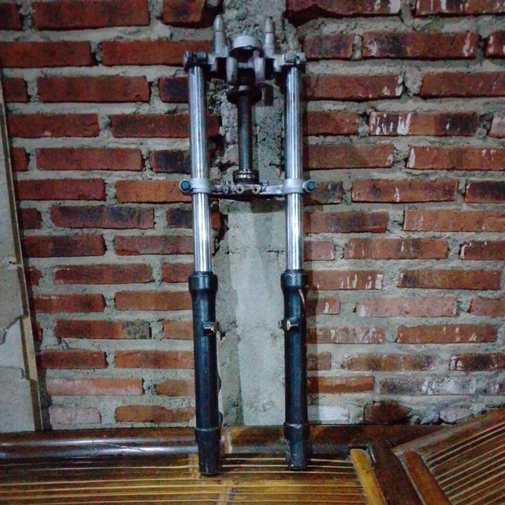 SHOCK DEPAN VIXION ORIGINAL