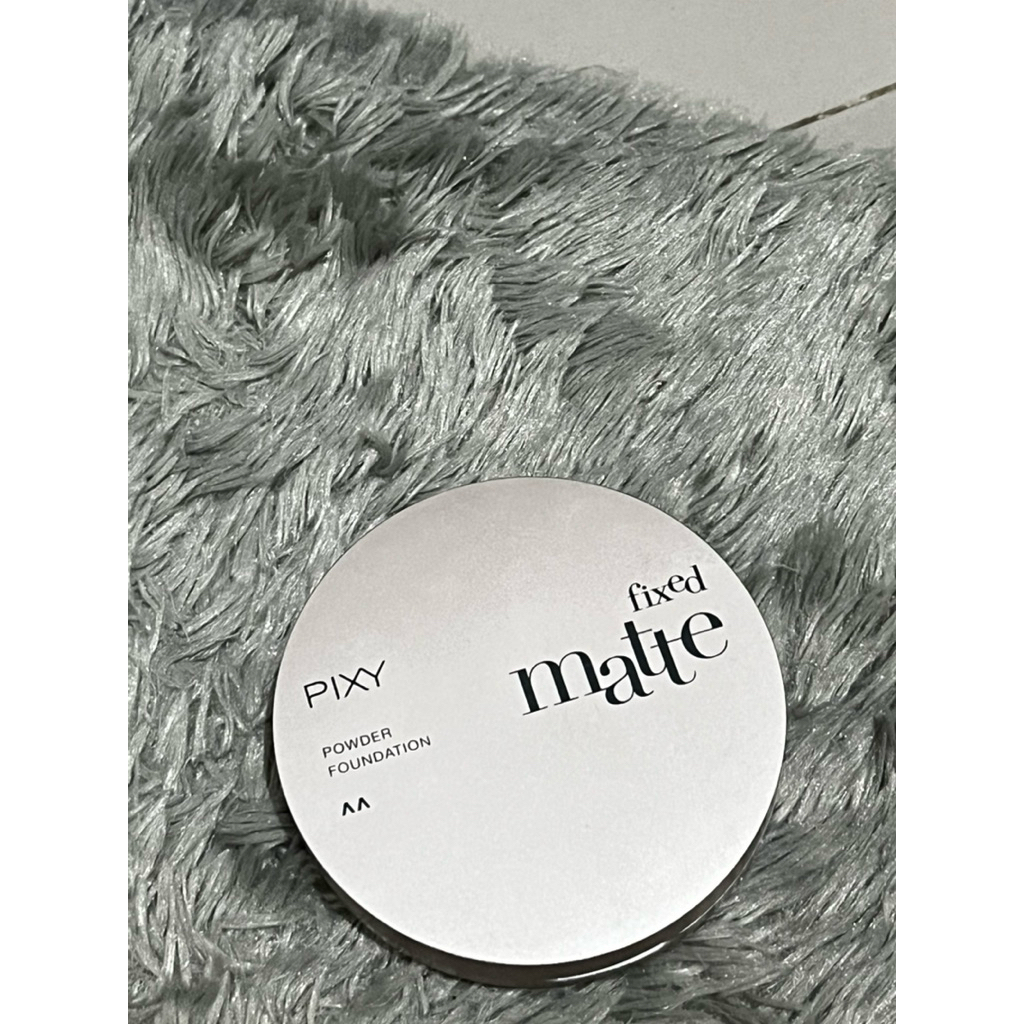 Preloved pixy powder foundation