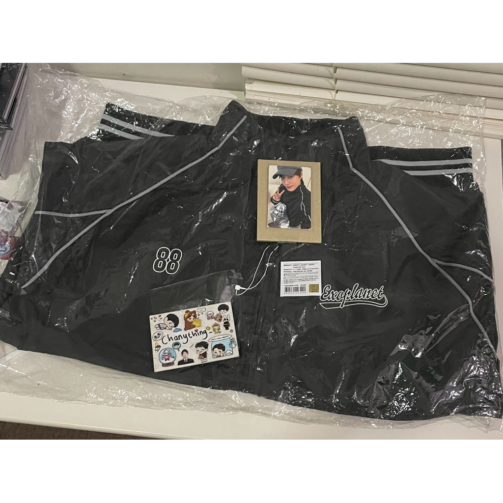 EXO baseball uniform jersey Cream Soda Official D.O. kyungsoo exoverse varsity KAI