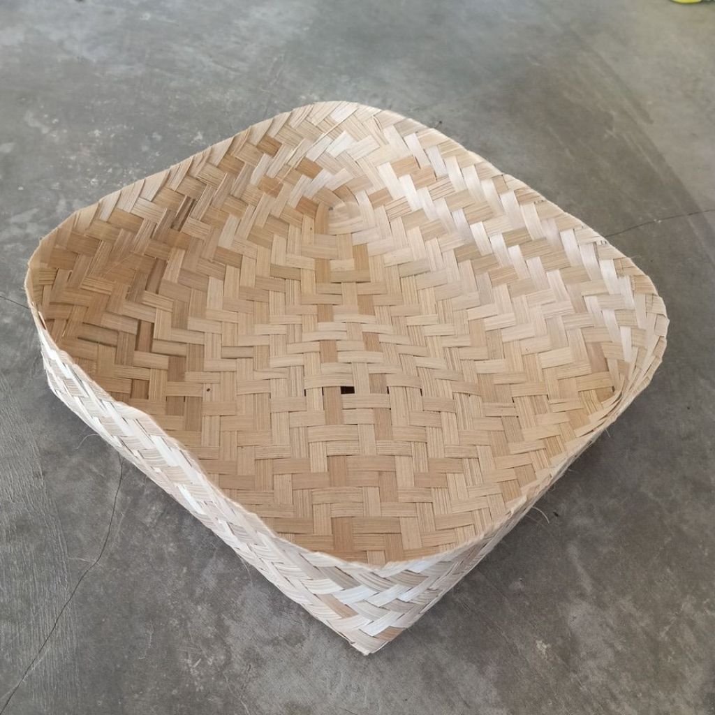 Besek bakul pancingan walet