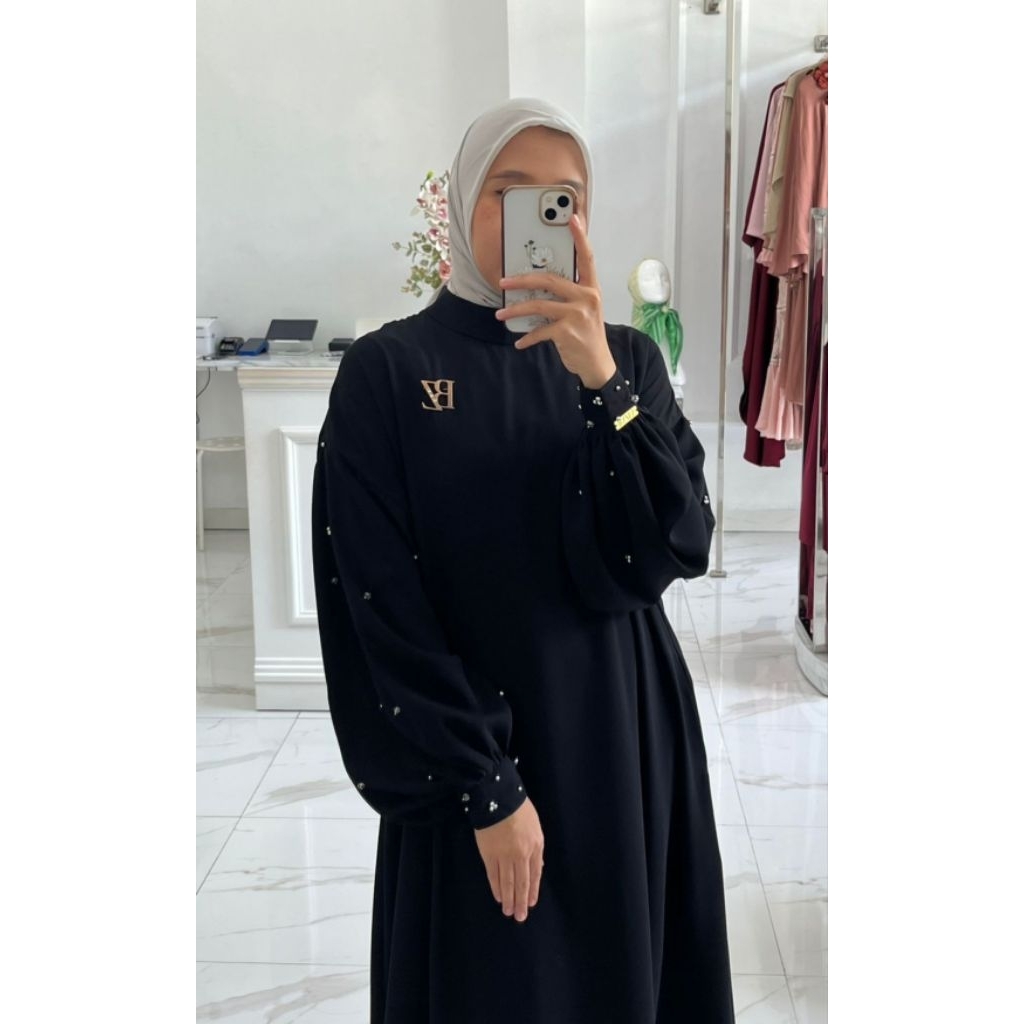 Minna Abaya by Bazia