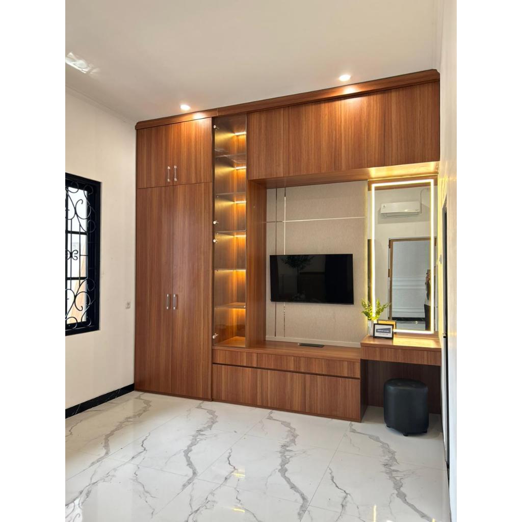 Backdrop TV Kamar Custom + Lemari Pakaian & Meja Rias Minimalis Multiplek HPL