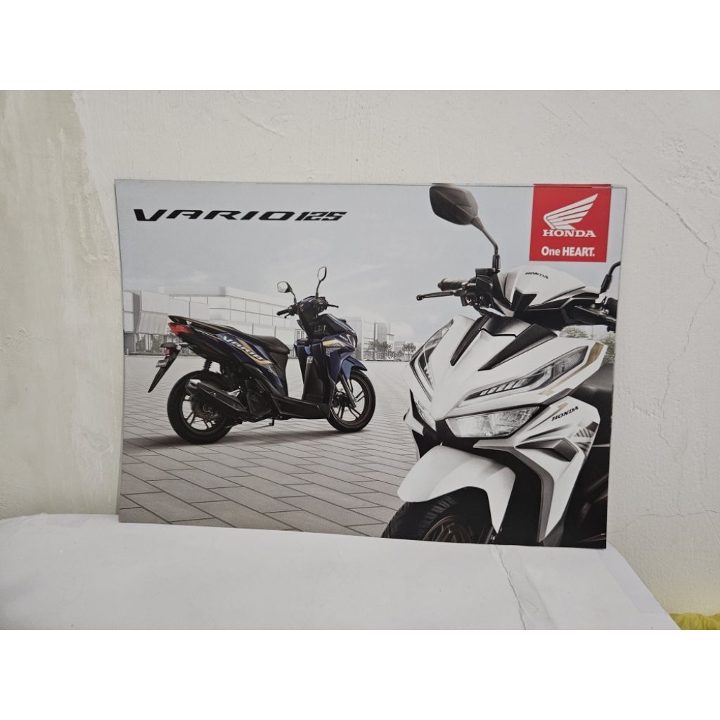 brosur katalog motor honda vario 125 2023 leaflet