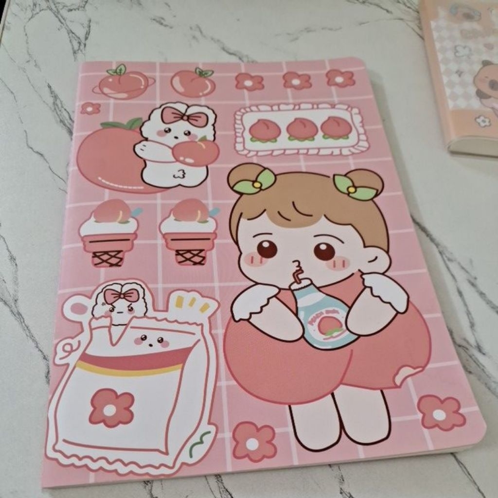 buku tulis ukuran besar warna pink Mr. DIY