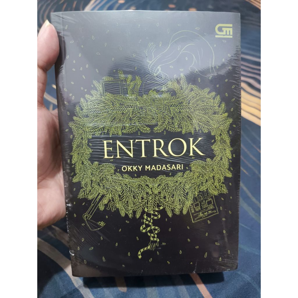 NOVEL ENTROK - Okky Madasari