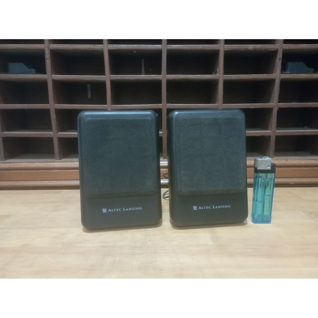 Speaker Pasif Satelit Altec Lansing VS3251 ( 2,5" inch ) Sepasang.