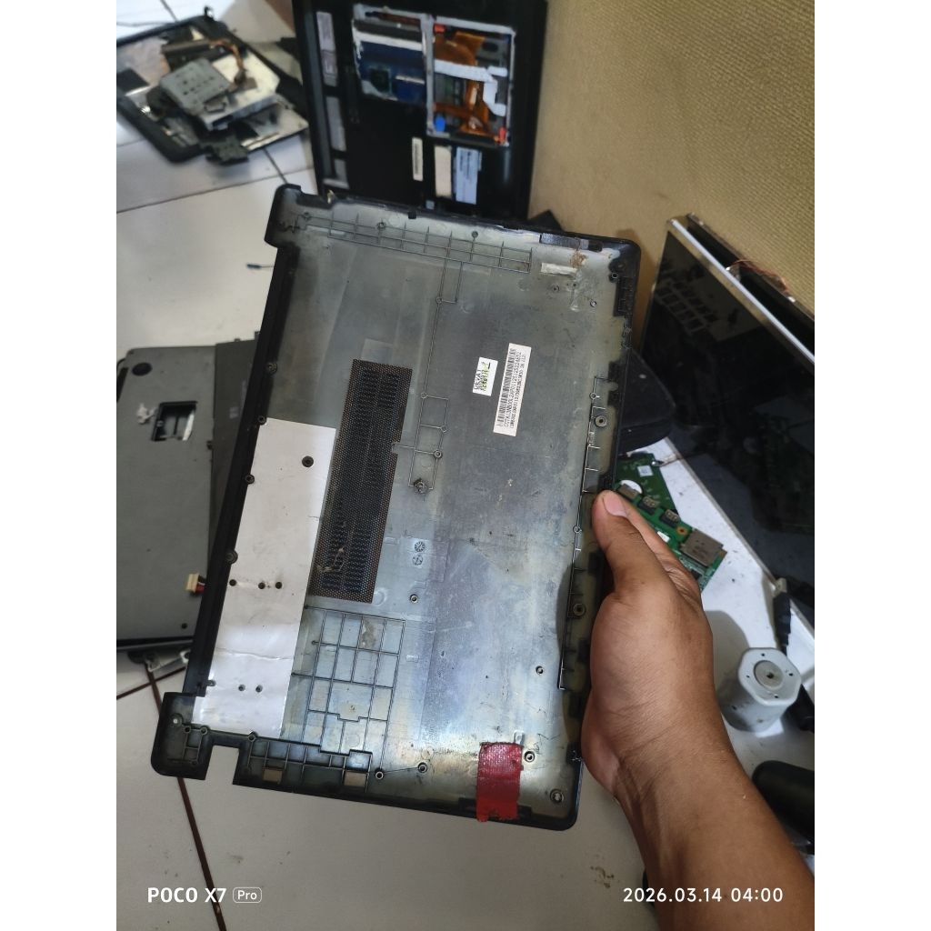 casing bawah mesin notebook asus x201e ori