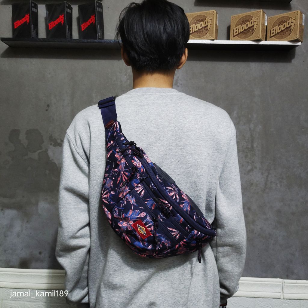 WAISTBAG TAS SELEMPANG BLOODS ROUGE FLOWERS ORIGINAL.