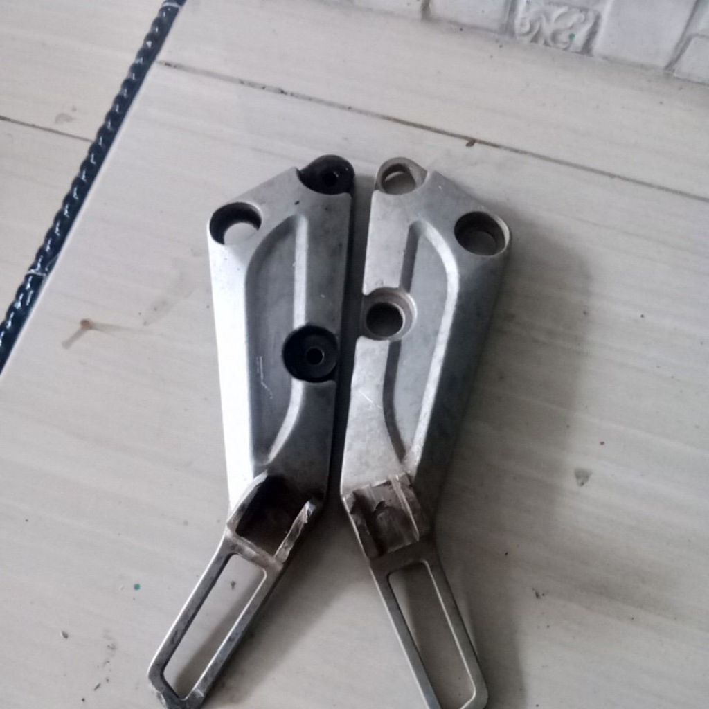 Footstep Postep Honda Supra x Lama Original