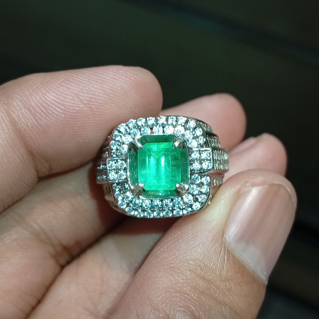 Batu Zamrud Colombia 1.38 ct memo GRI ring perak microsetting