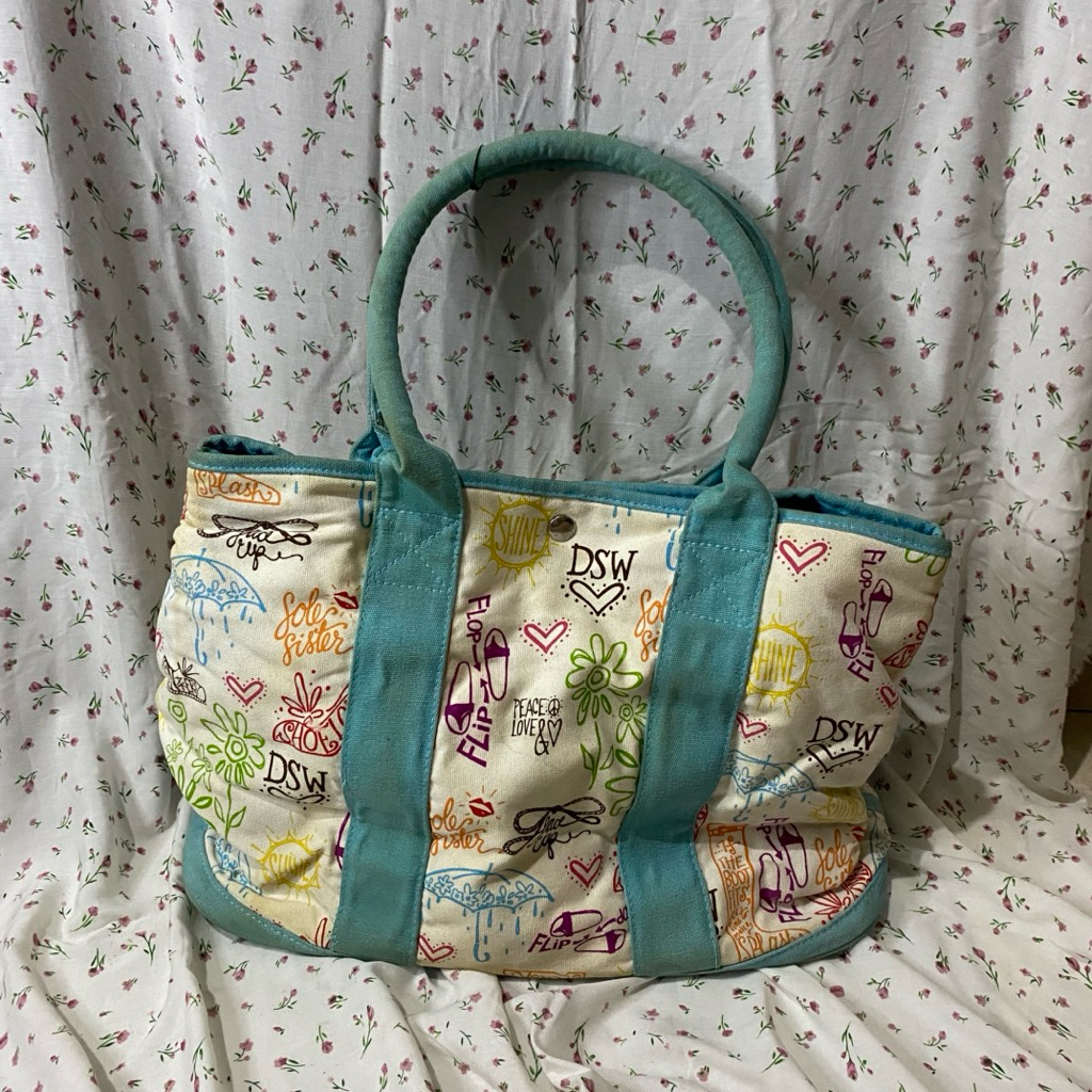 DSW LARGE CANVAS BEACH/POOL TOTE MULTI -COLORED BAG NWT