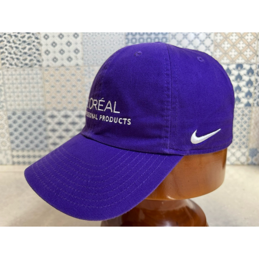 Topi Second Branded Loreal x Nike Professional Product Adult Unisex