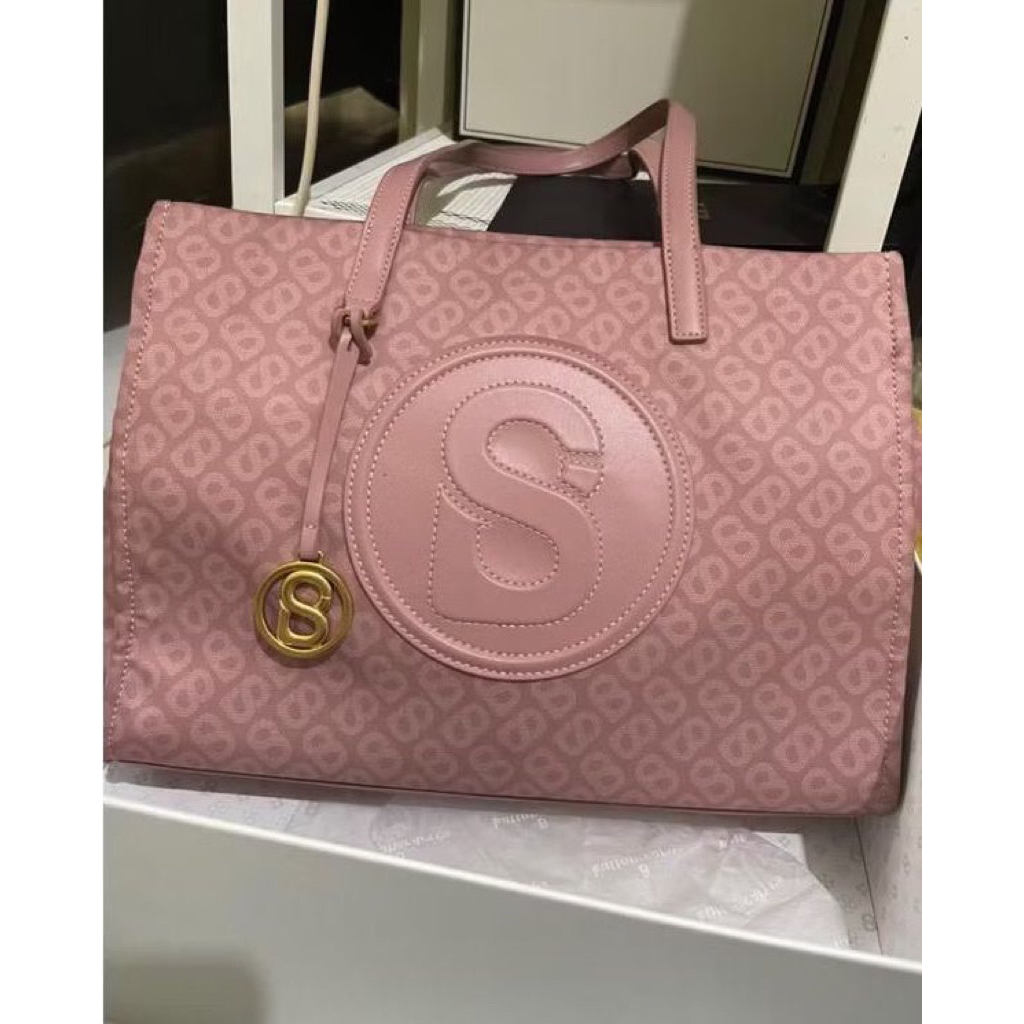 Aaliya tapis totebag Buttonscarves preloved