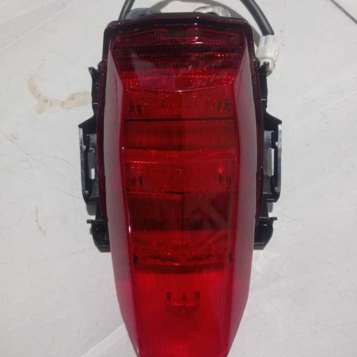 poklmp lampu belakang r15 v3