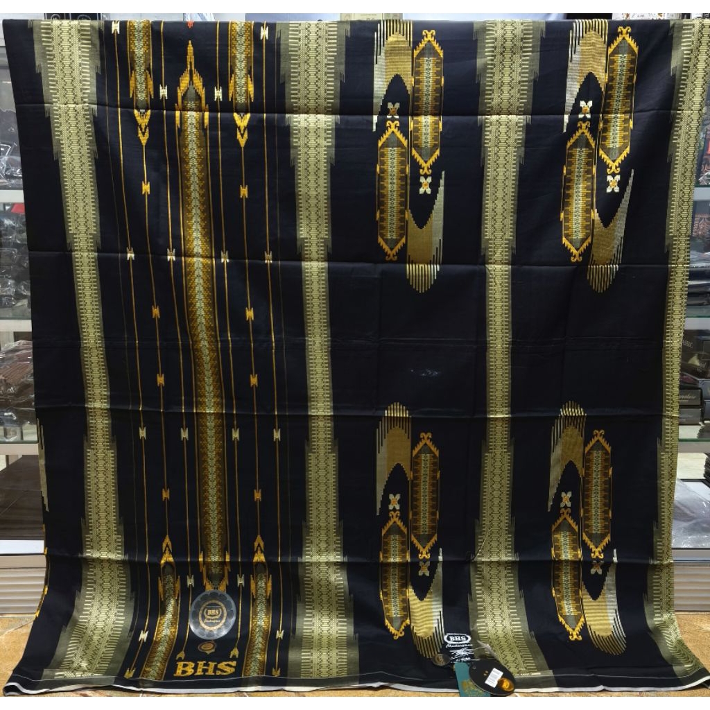 SARUNG TENUN BHS MASTERPIECE SIF SGF BLACK GOLD