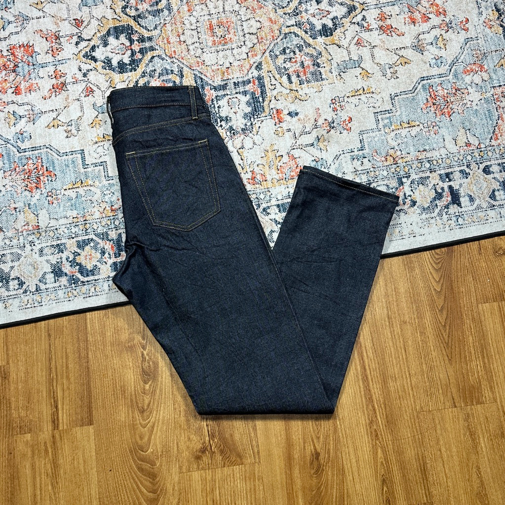 UNIQLO RAW DENIM SELVEDGE JEANS SECOND
