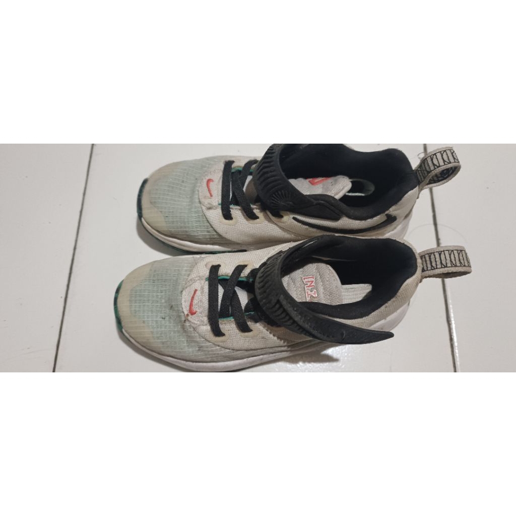 Sepatu Anak Second Original Nike Freak Size 29,5/18cm