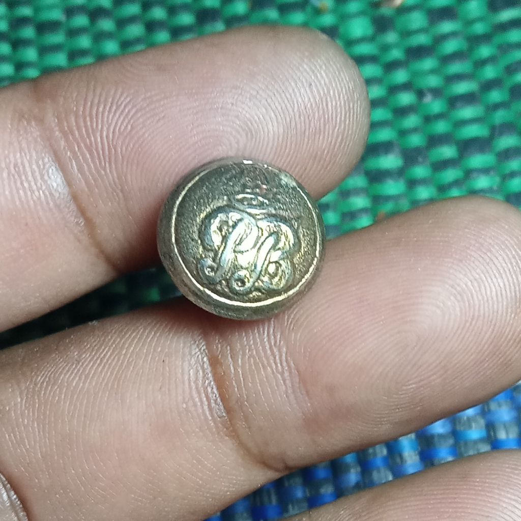 benik mungil PB kraton Surakarta