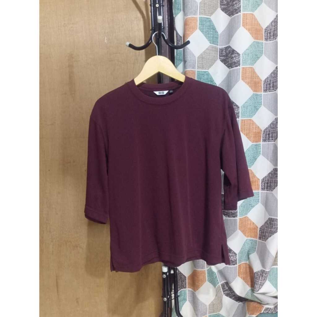 Crop Airsm-Kaos Katun Uniqlo Airsm Warna Ungu Wanita
