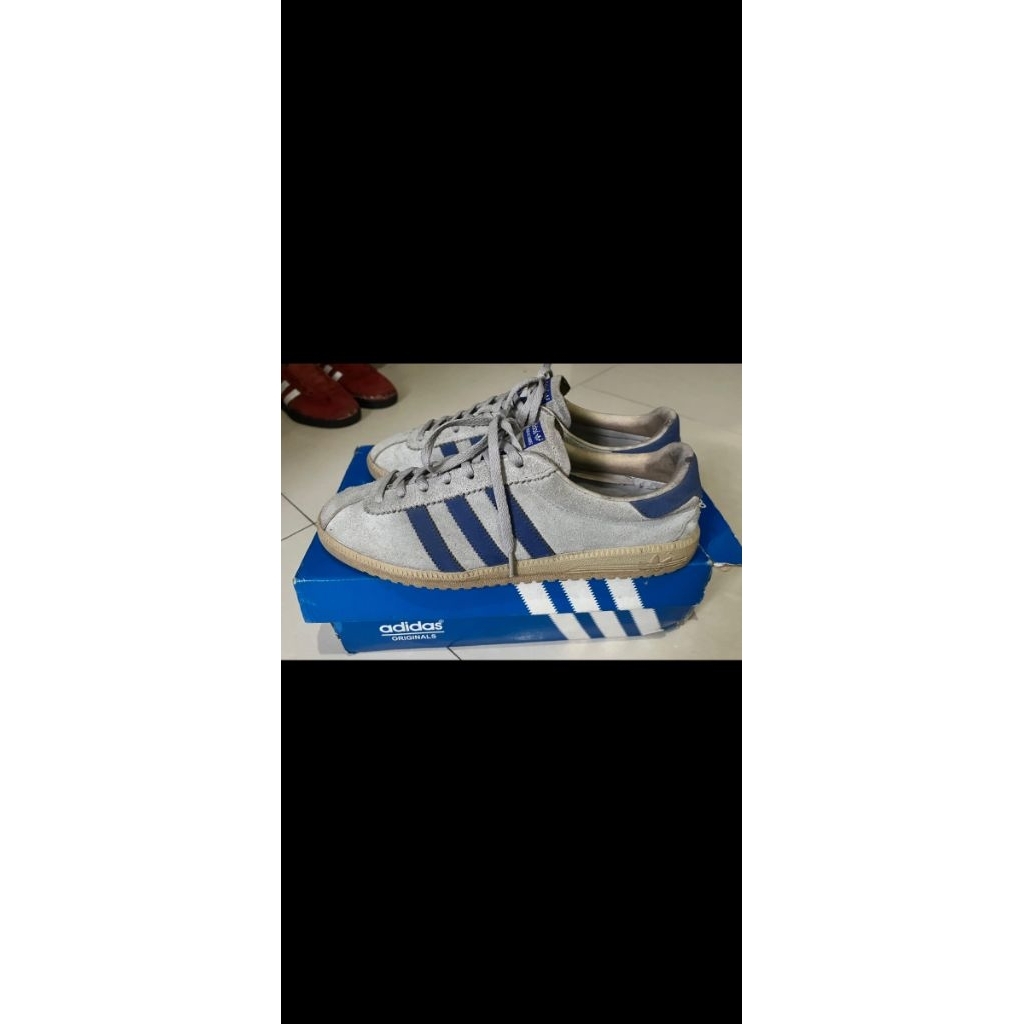 BERMUDA CW NOEL sz 43