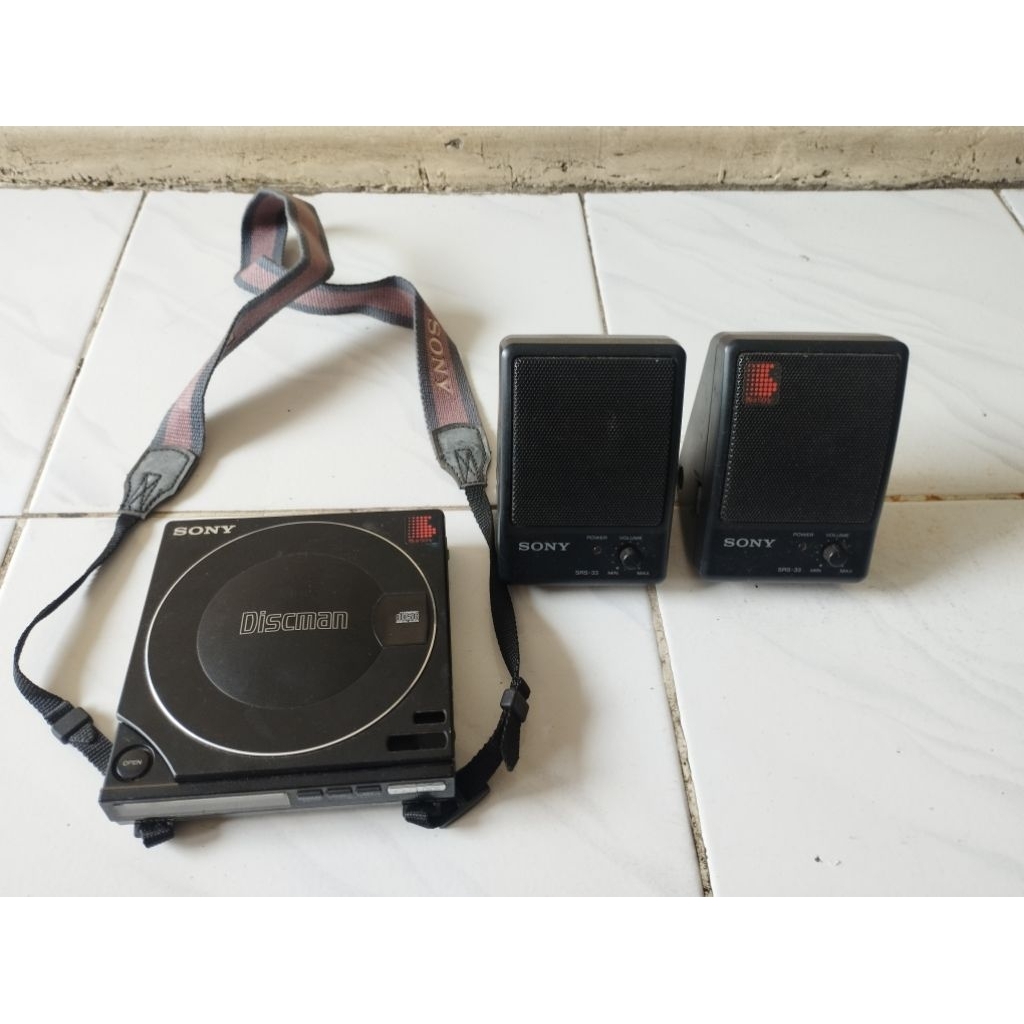 Discman SONY BP 100 ( jual gambling ) free speaker mini sony