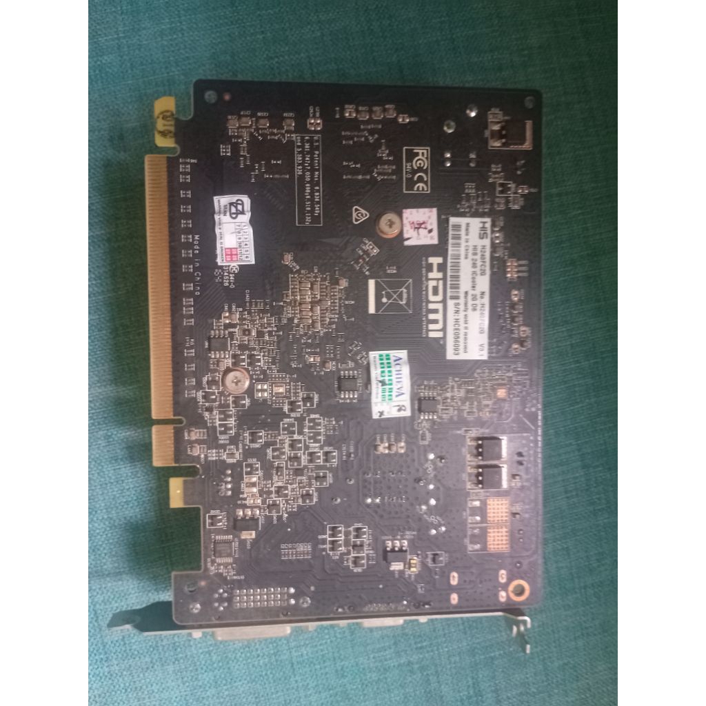 vga HIS 240 icooler r7 2gb ddr5