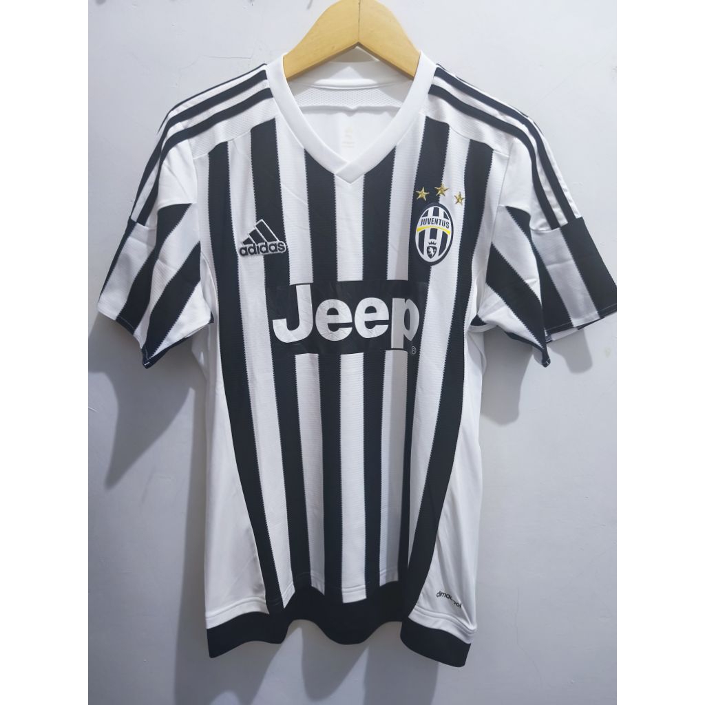 Jersey Original Juventus 2015/16 Size S