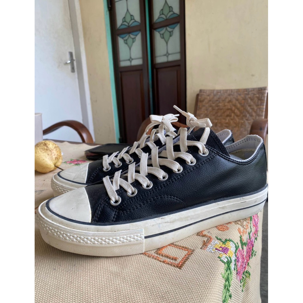 Converse chuck Taylor Leather(kulit)