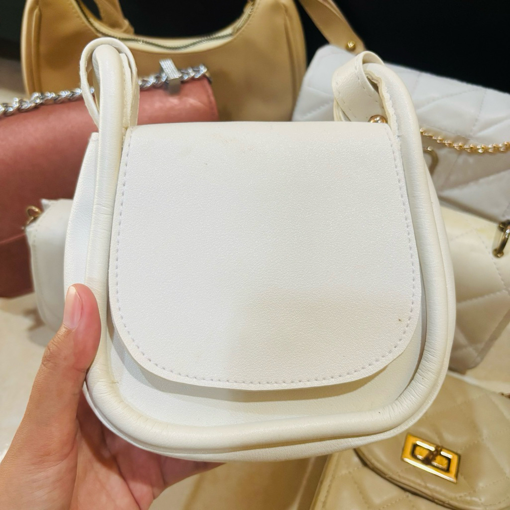 MACAM-MACAM PL Tas Selempang Wanita