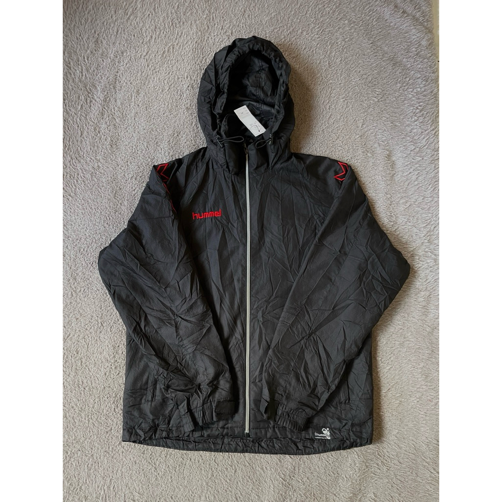 JAKET HUMMEL