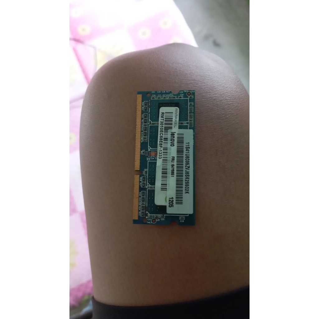 ram laptop pc and laptop lenovo 4 gn asurix 8 gb baru belum di pakai mulus