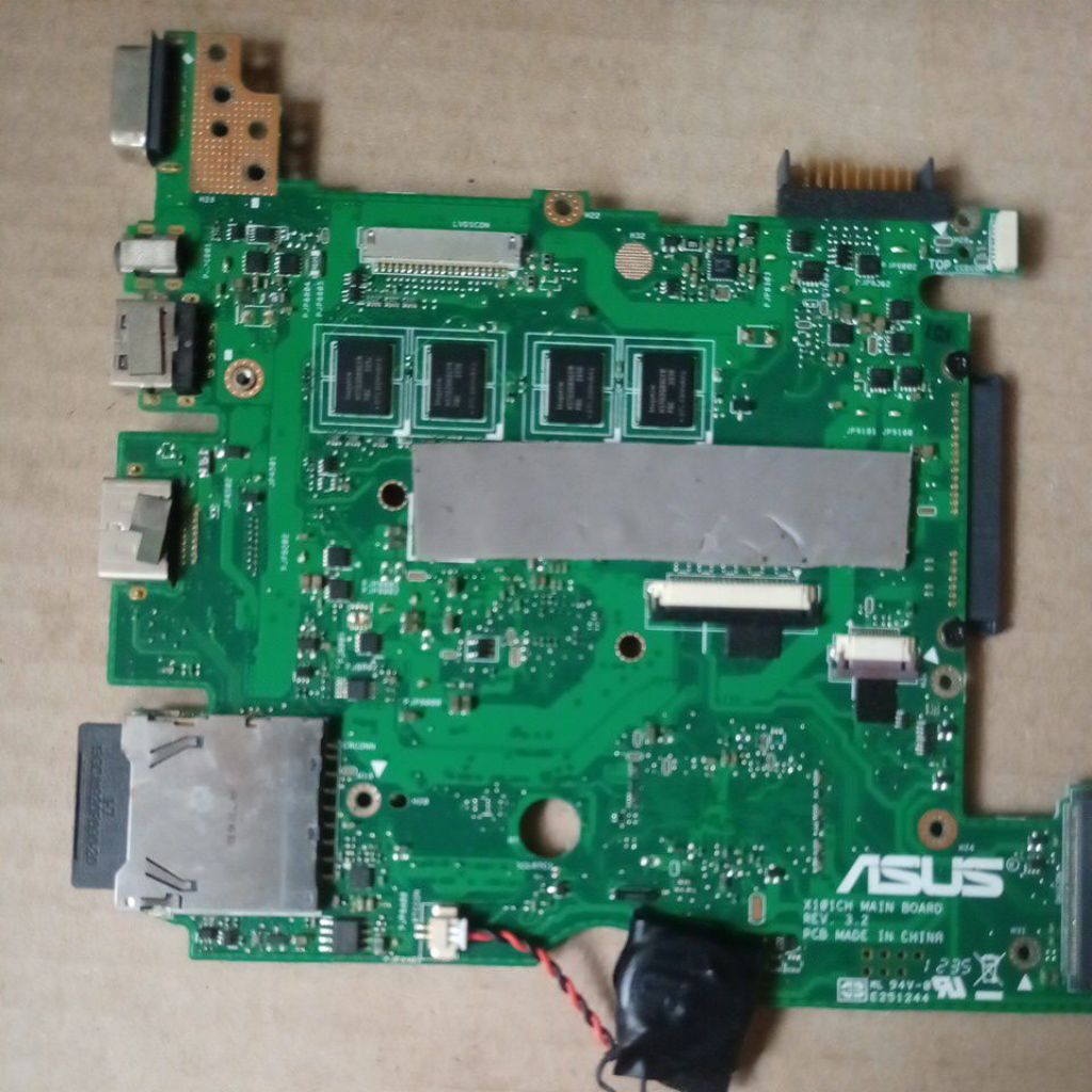 Mainboard Asus Eee PC X101CH Normal 100%