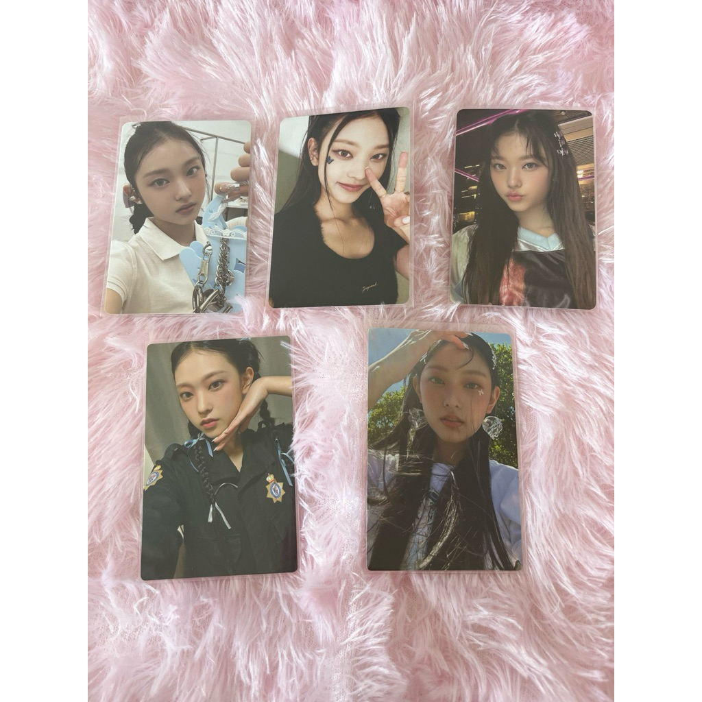 NewJeans Official Haerin Photocard