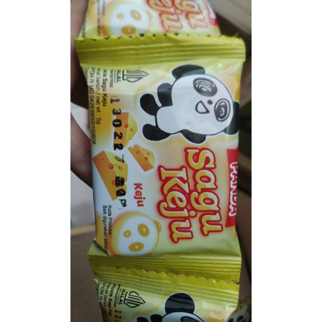 HAPPY TIME PANDA SAGU KEJU RENCENG ISI 10 PCS